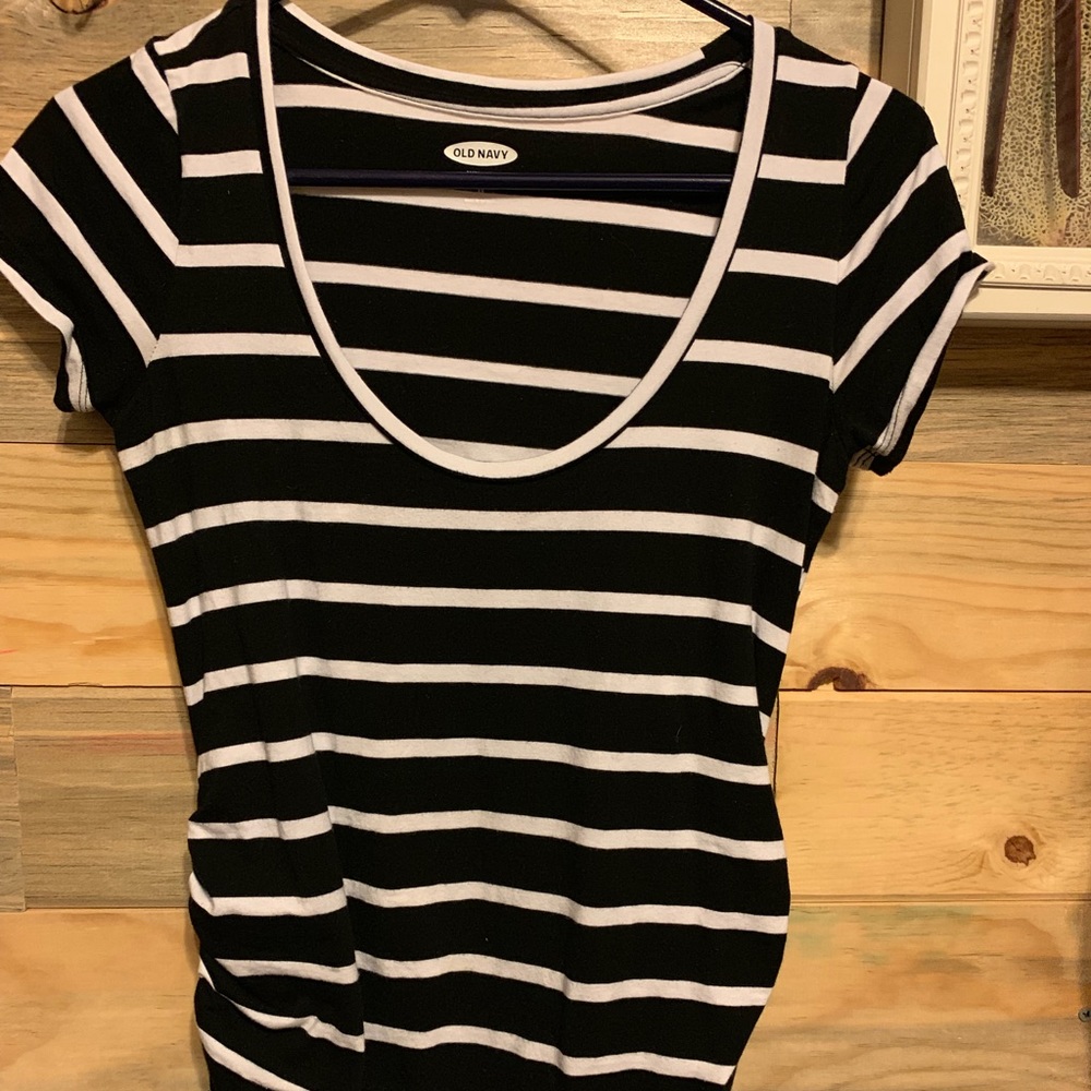 Old Navy Maternity Ballet Neck Tee